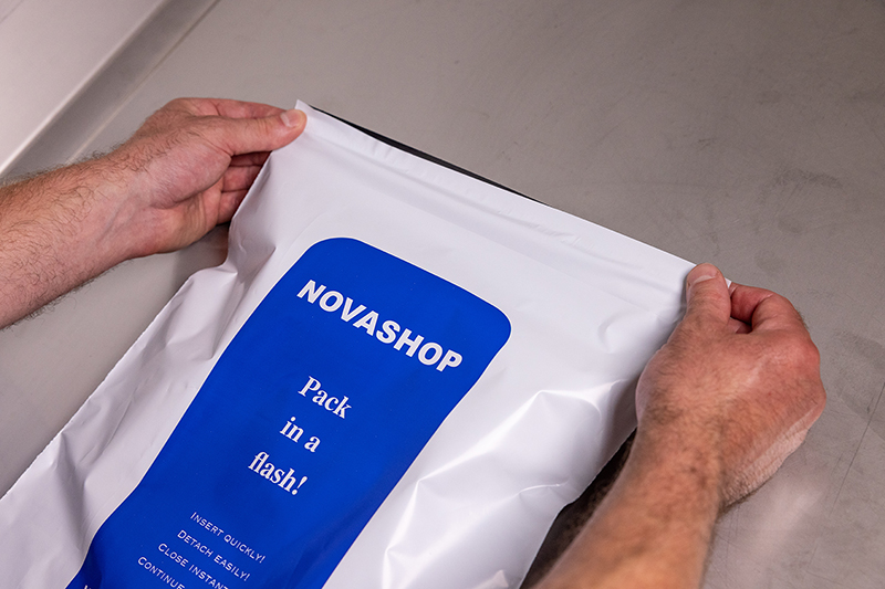 Novashop, enveloppe polyéthylène liassée à fermeture adhésive